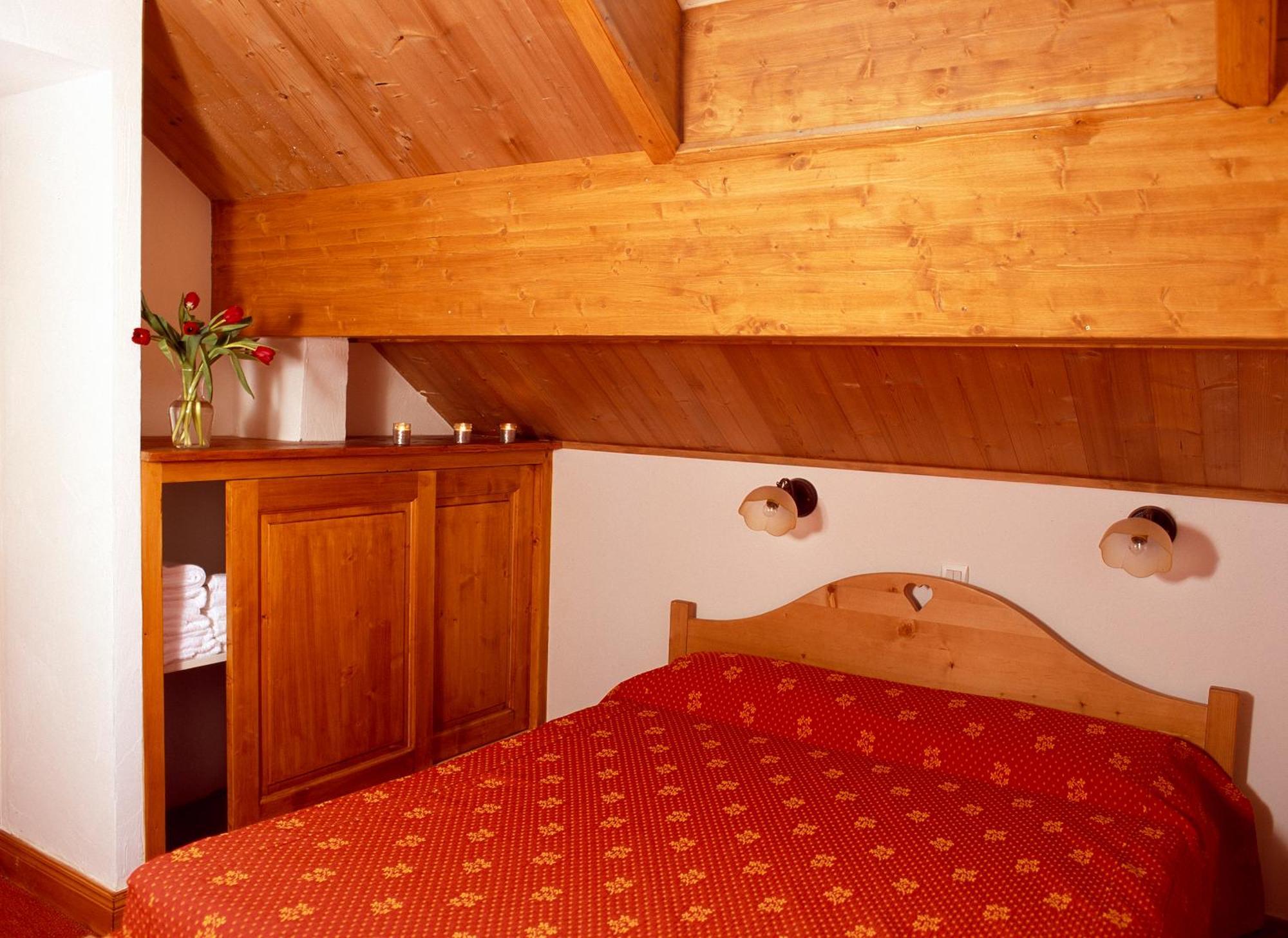 Chalet Des Neiges Oz En Oisans Oz Exterior photo